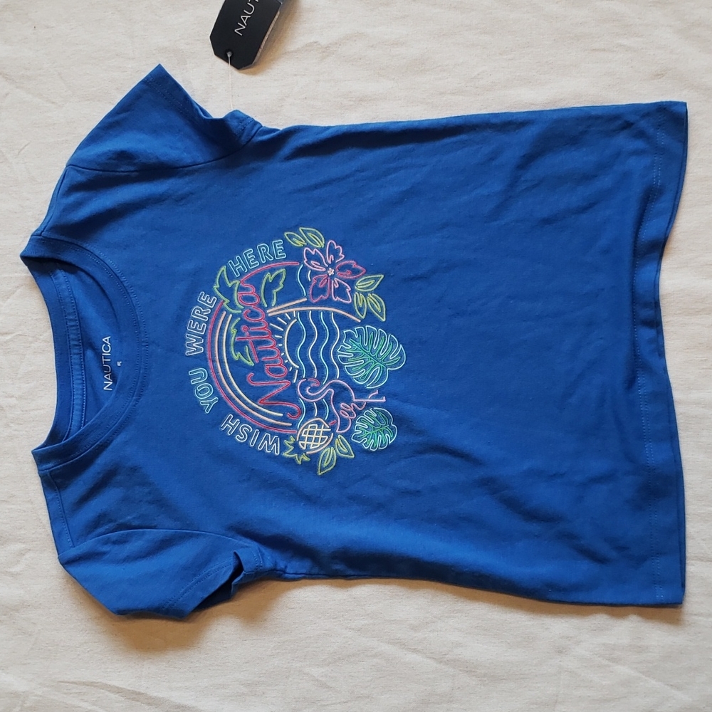 NAUTICA girls t-shirt color blue. Size 5 NWT.